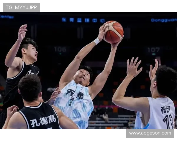 全运会特别报道:重庆篮球队如何在挑战中崛起与成长的励志故事